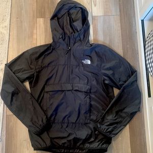 North face pullover windbreaker jacket black small